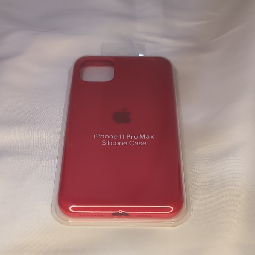 Apple iPhone 11 Pro Max Silicone Case - Bold Red